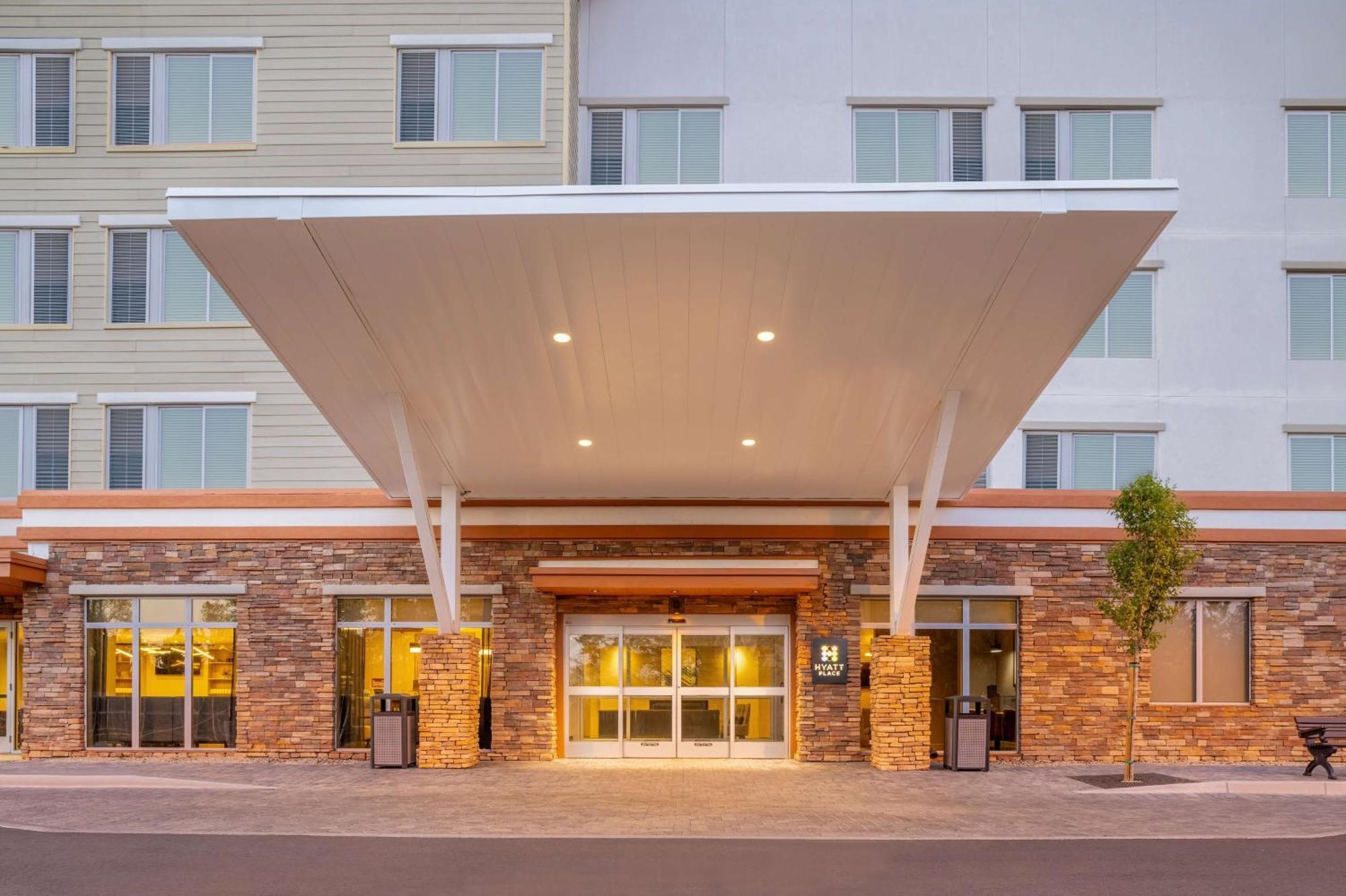 Hyatt Place Flagstaff Exterior photo